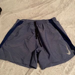 Size medium Nike shorts